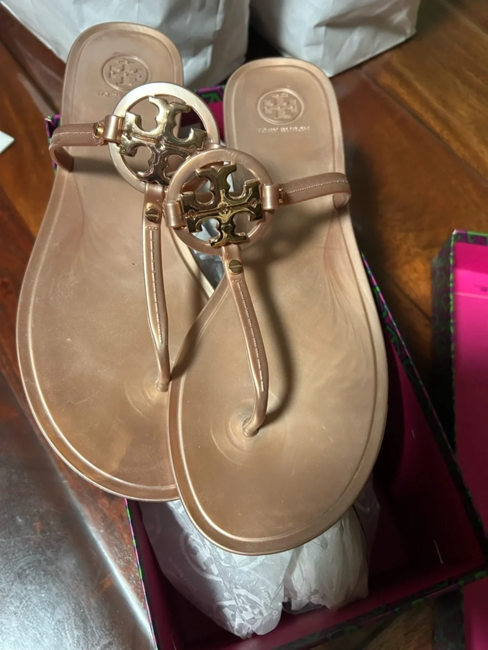Tory Burch Metallic Tan Logo Thong Sandals with Gold Medallion - Picture 4 of 4